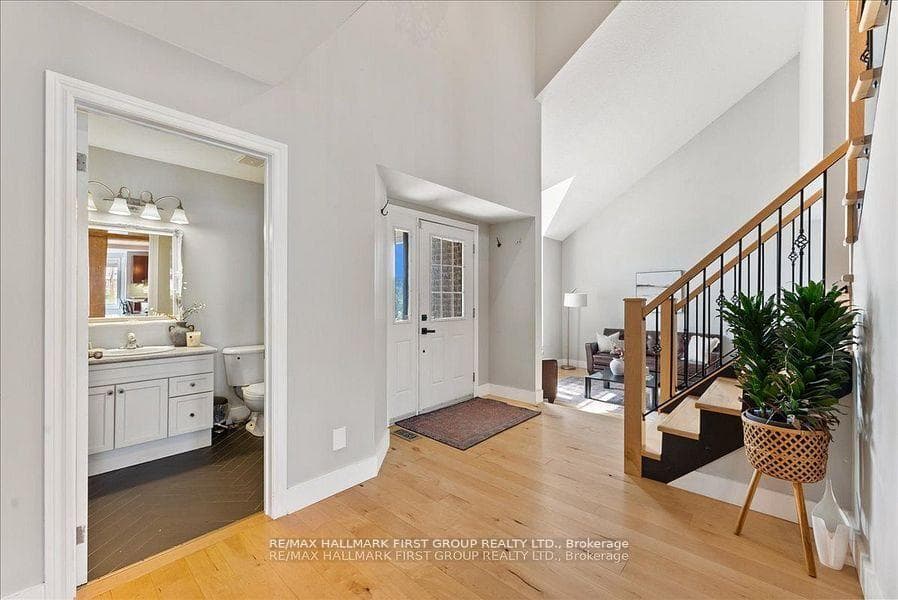 73 Springdale Drive photo 5