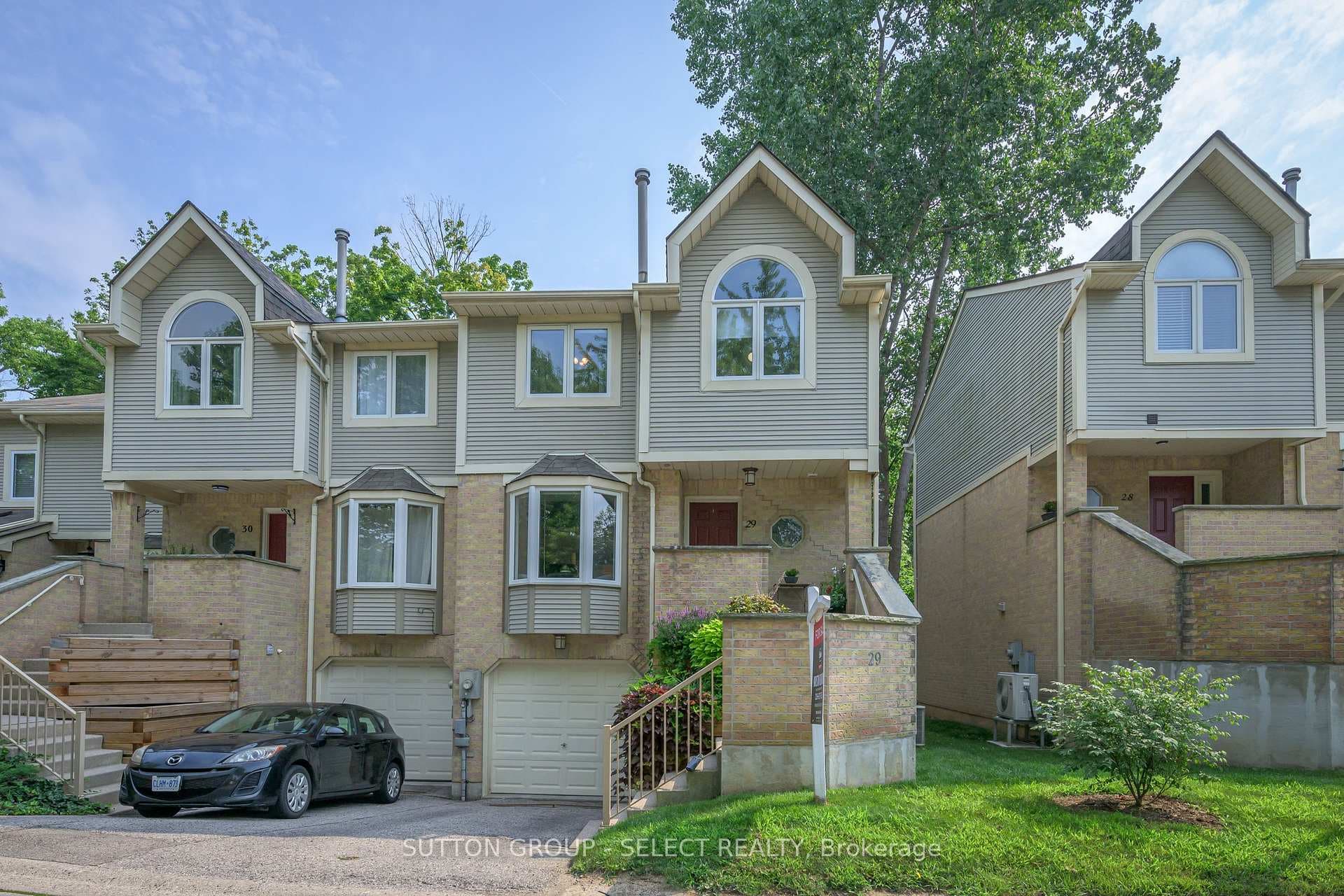 9 AILSA Place Unit 29 photo 1