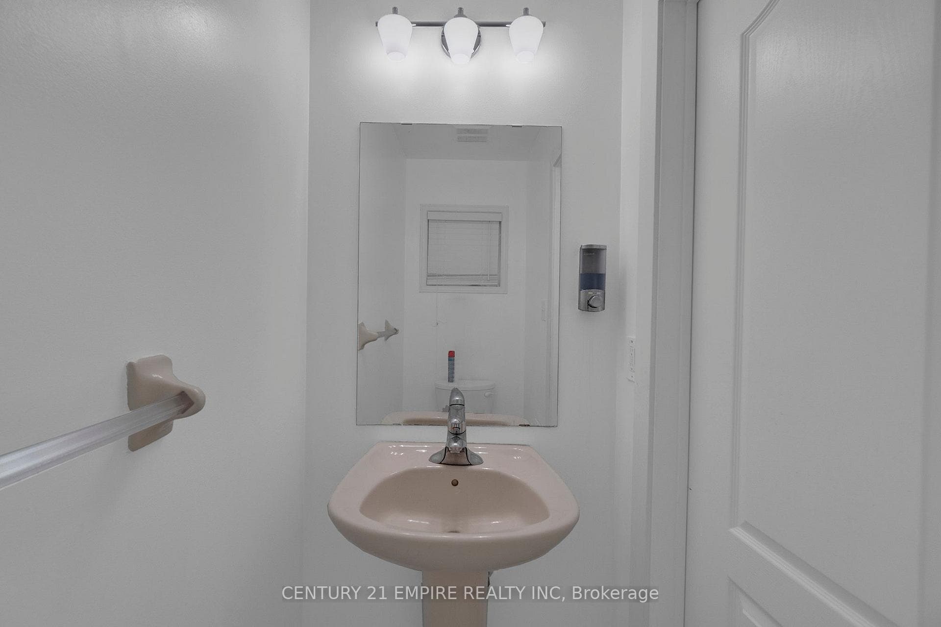 34 Florette Place photo 16