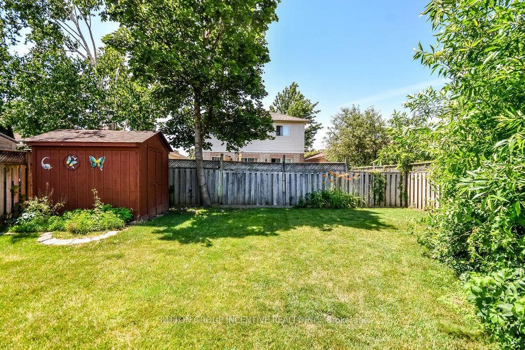 10 Palling Lane photo 8