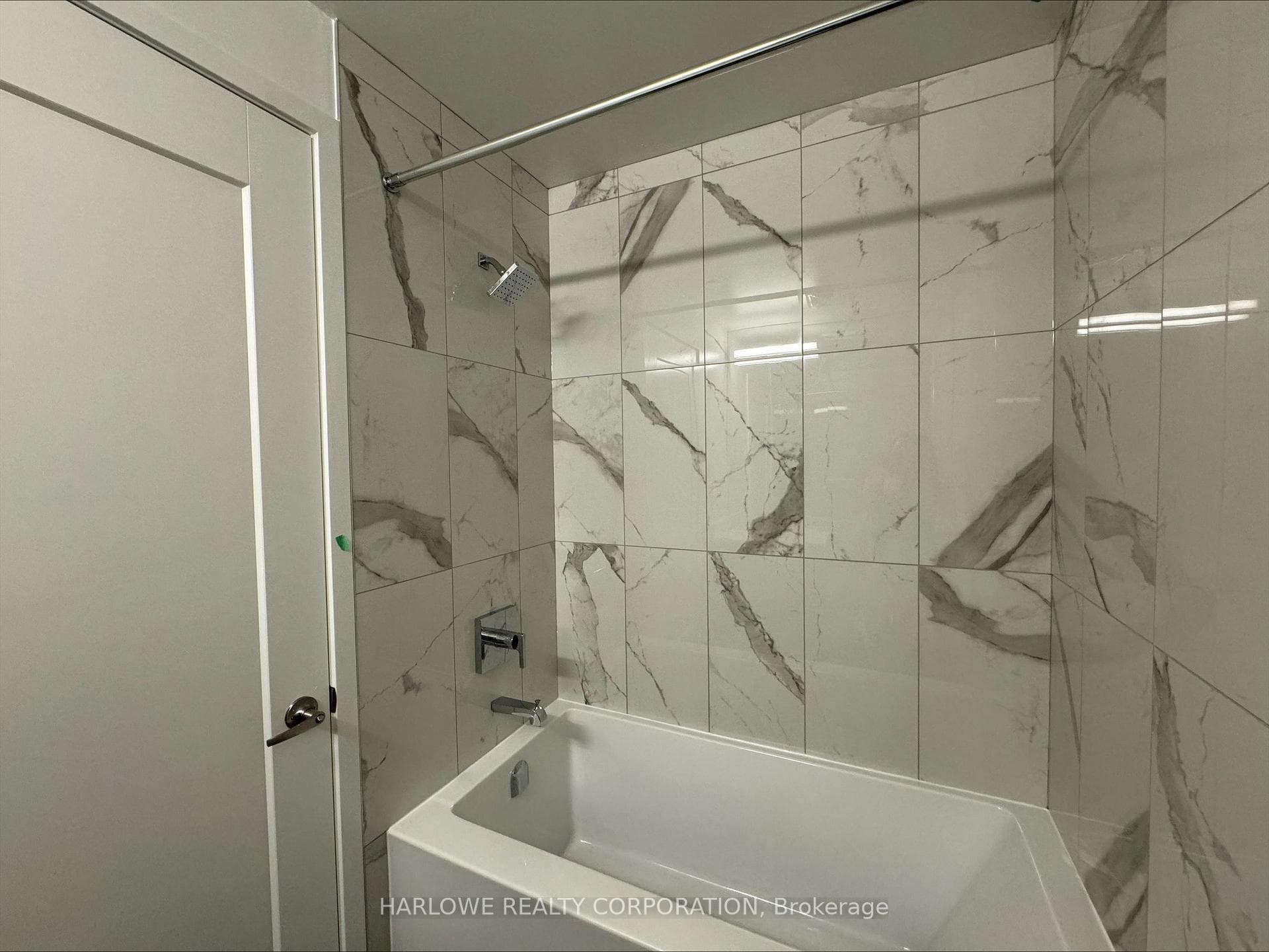 70 Princess Street Unit 2616 E photo 3