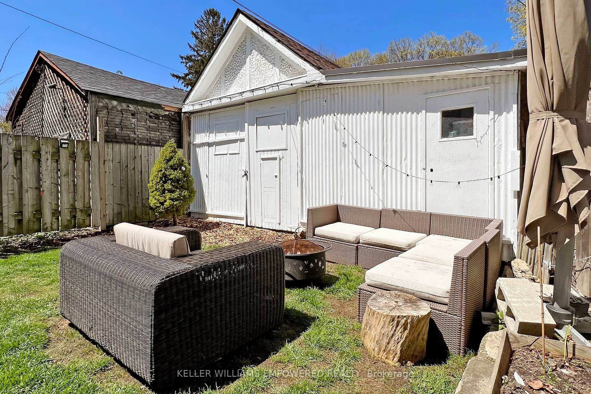 44 Sandford Avenue photo 39