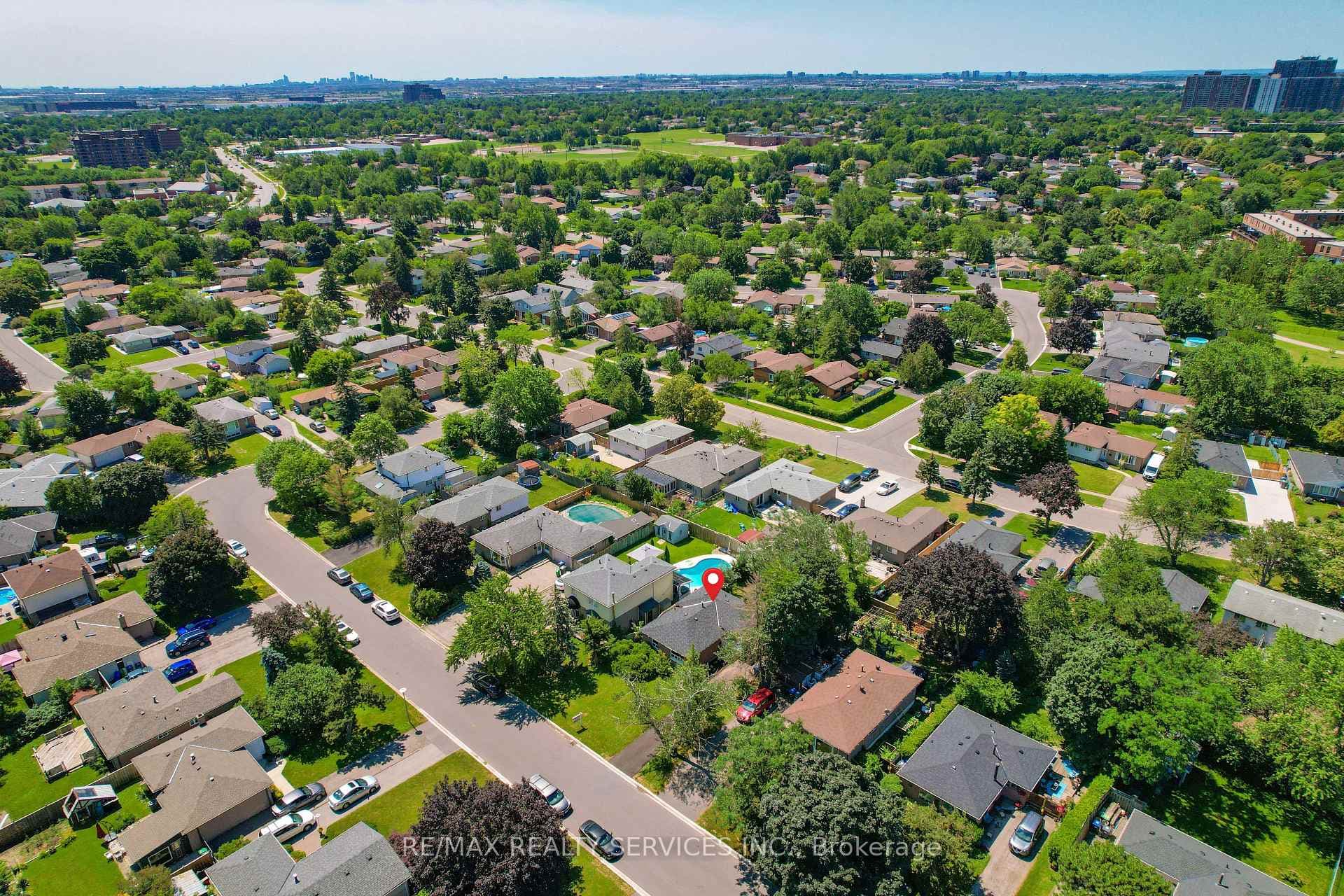 23 Fidelia Crescent photo 35