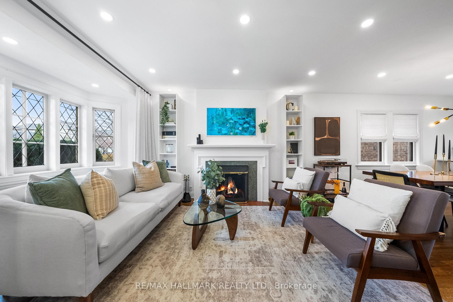 287 Bedford Park Avenue photo 3