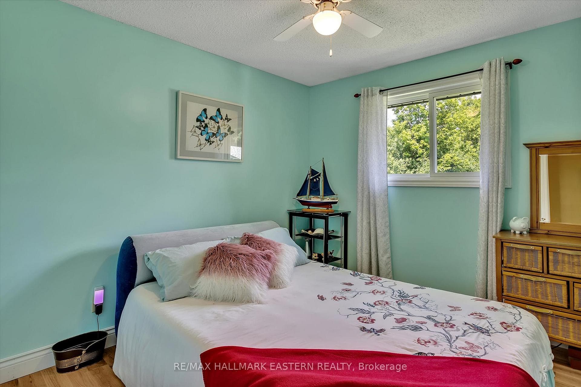 32 Liberty Lane photo 15