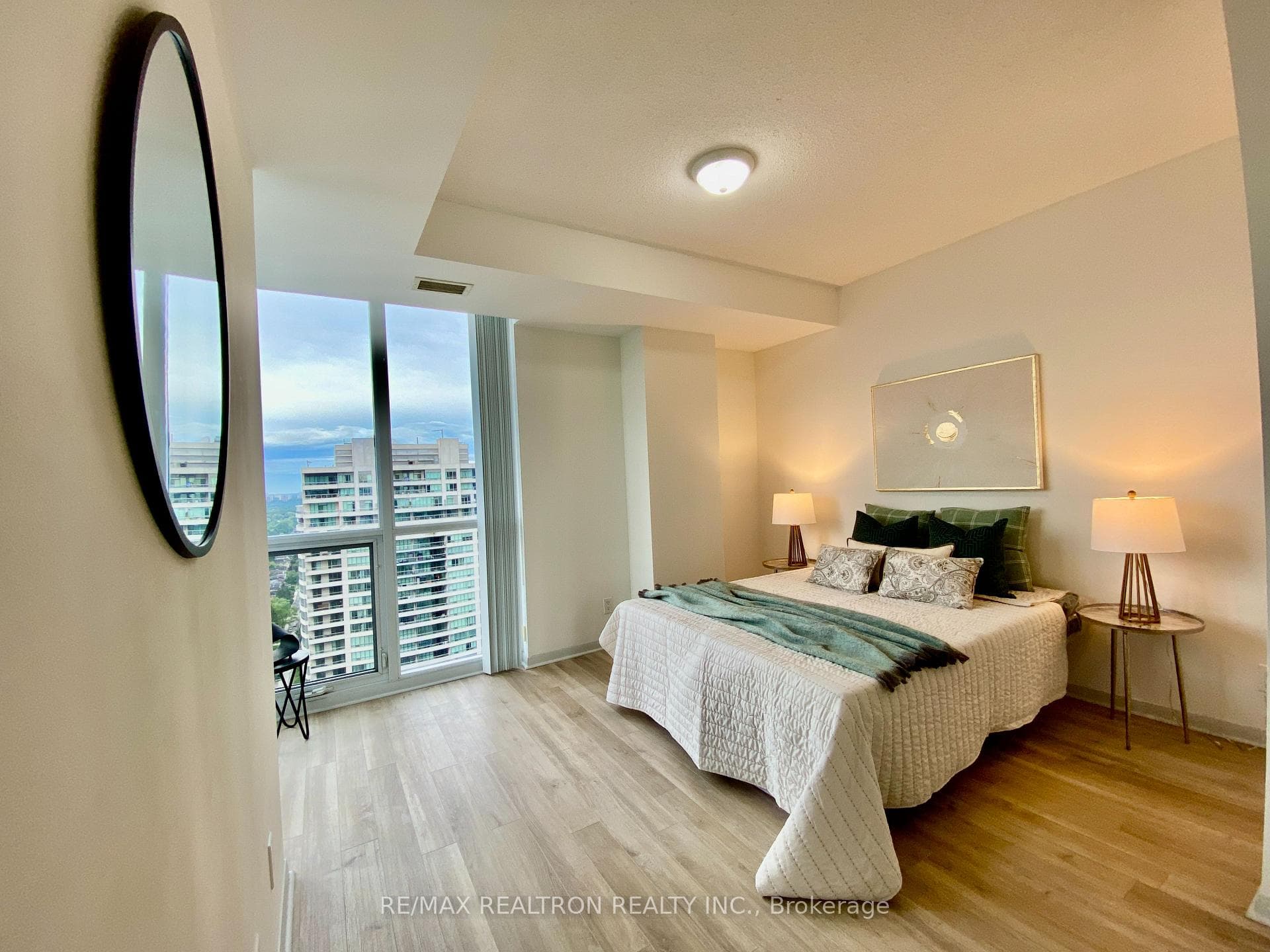 4968 Yonge Street Unit PH203 photo 22