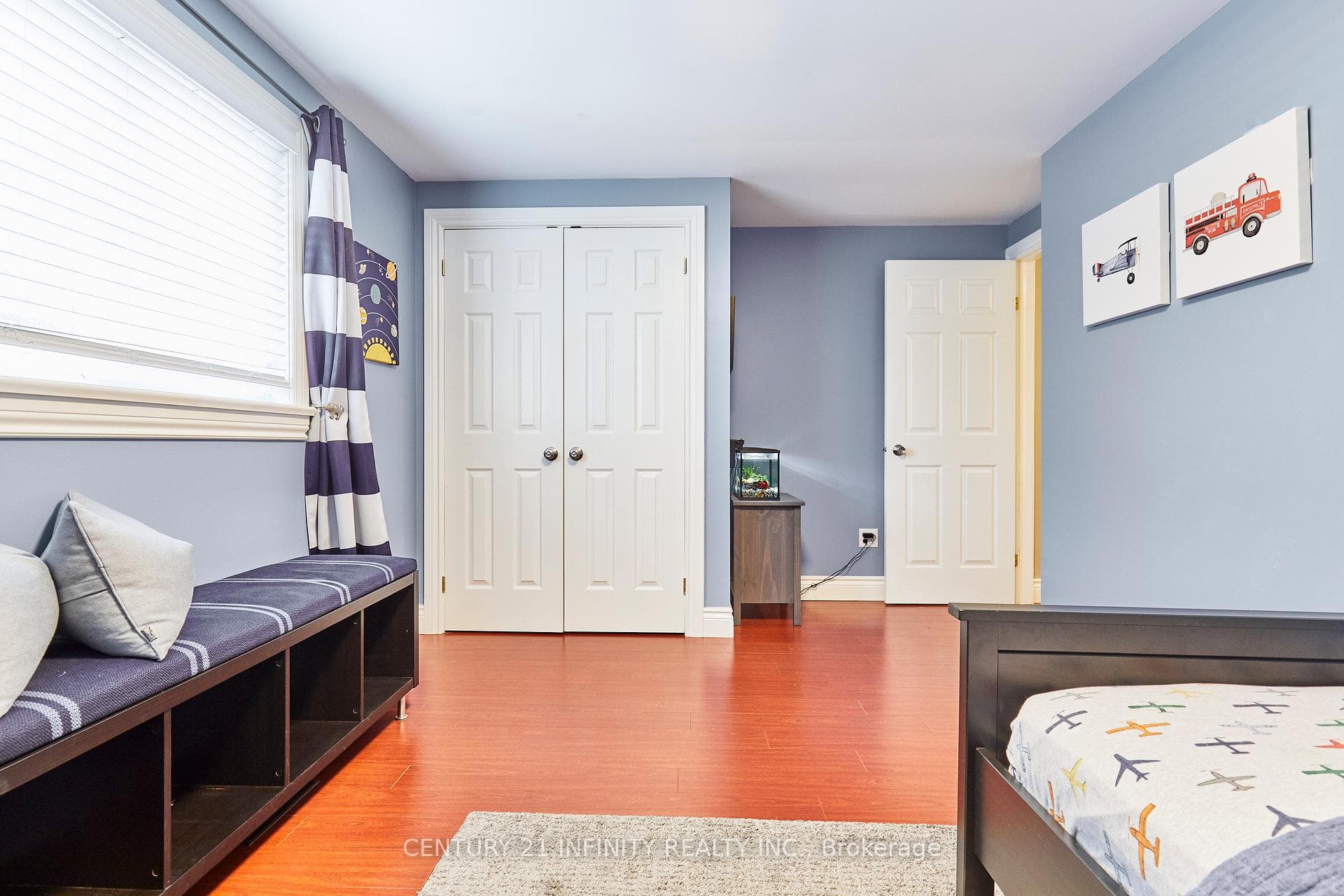 24 Kenton Court photo 32