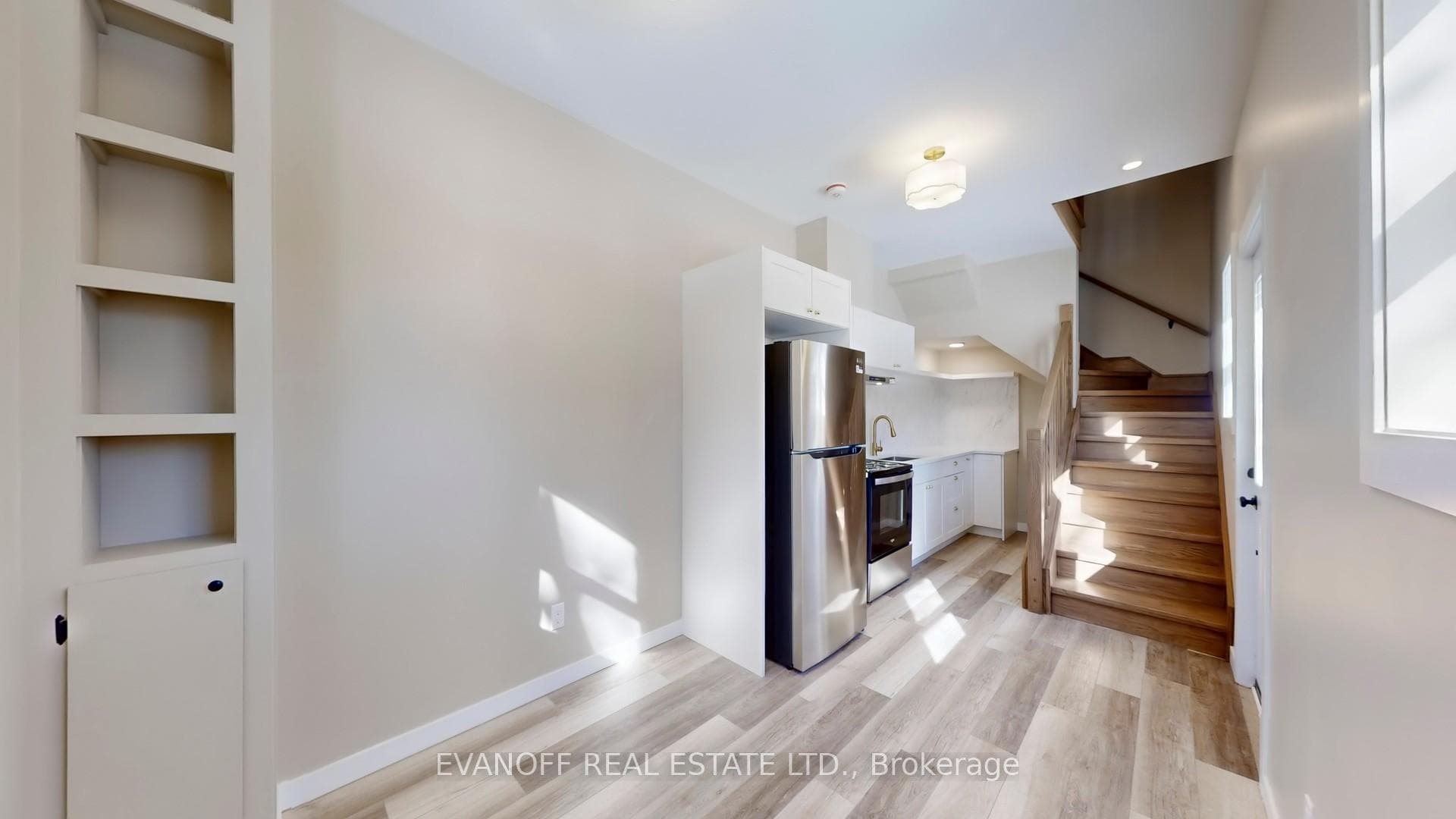29 Leahann Drive photo 4