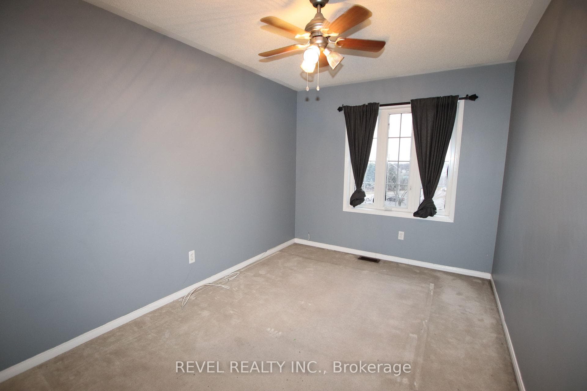 11 Tasker Crescent photo 21