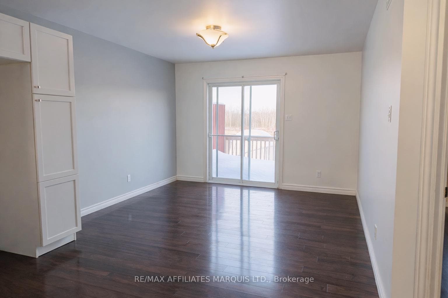 109 French Avenue photo 17