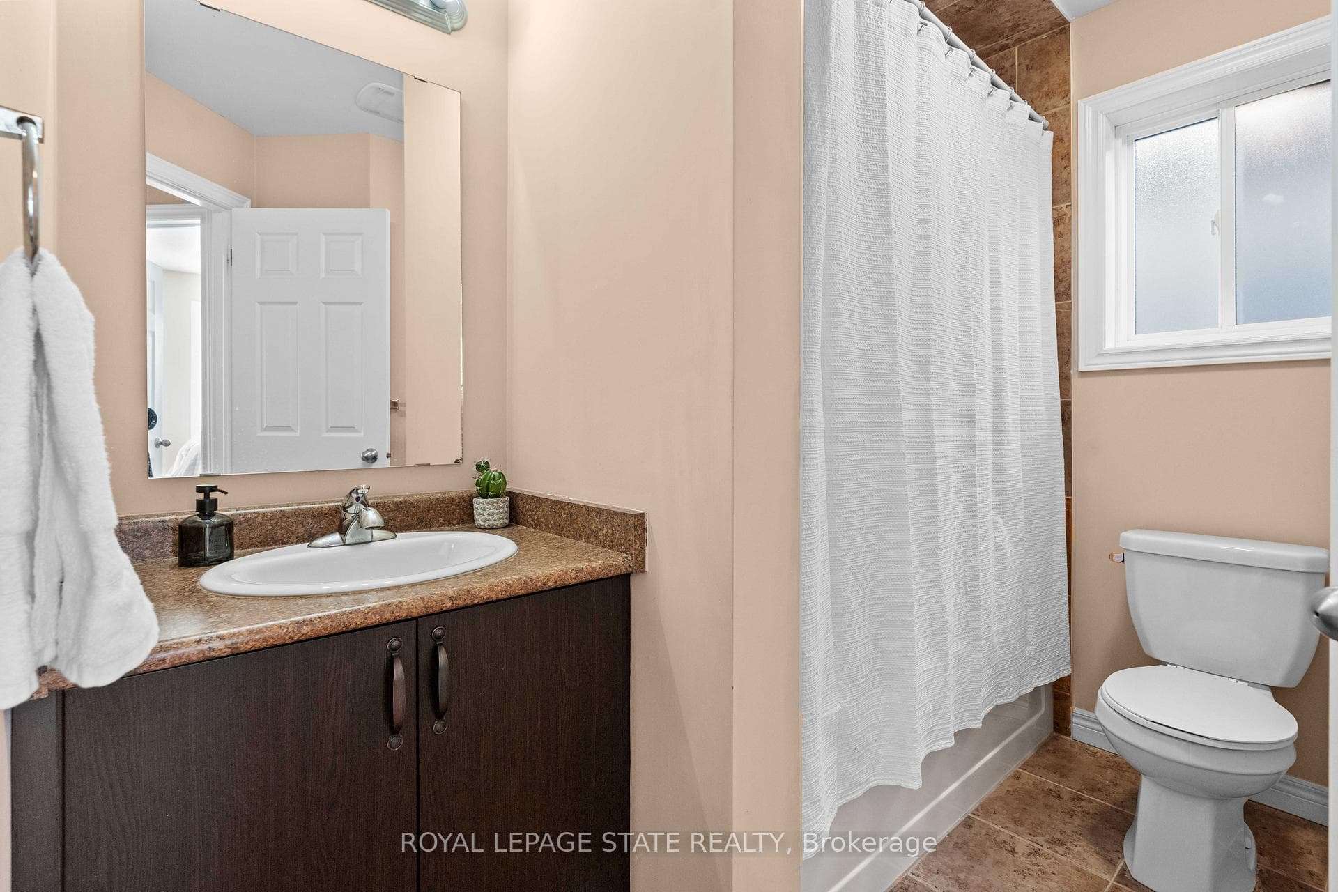 7 Atessa Drive Unit 18 photo 34