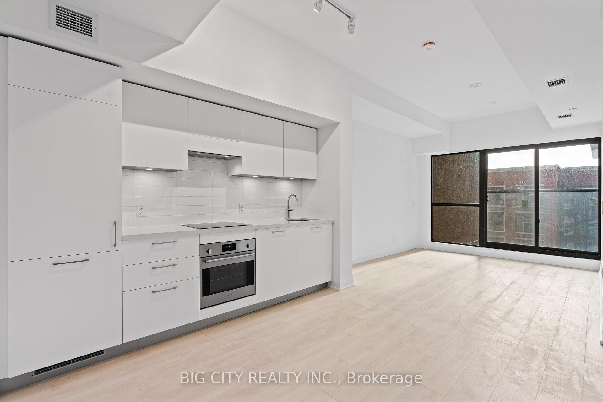 33 Frederick Todd Way Unit 629 photo 4