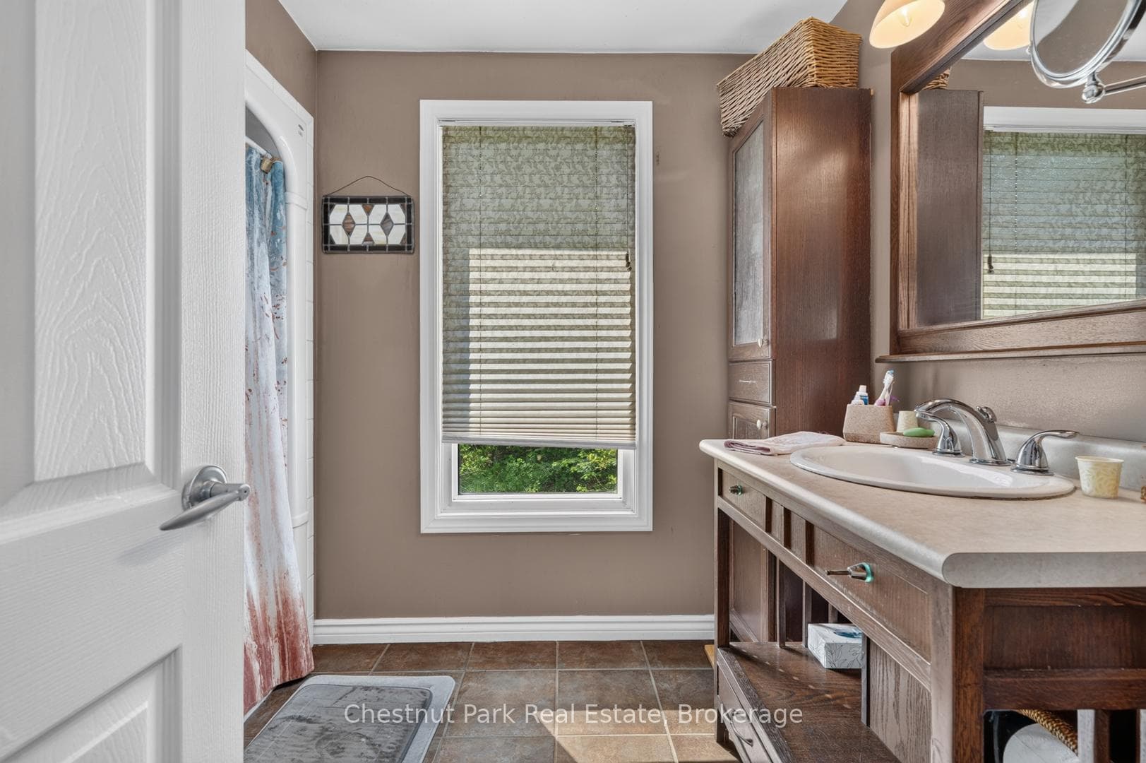 Three piece bathroom