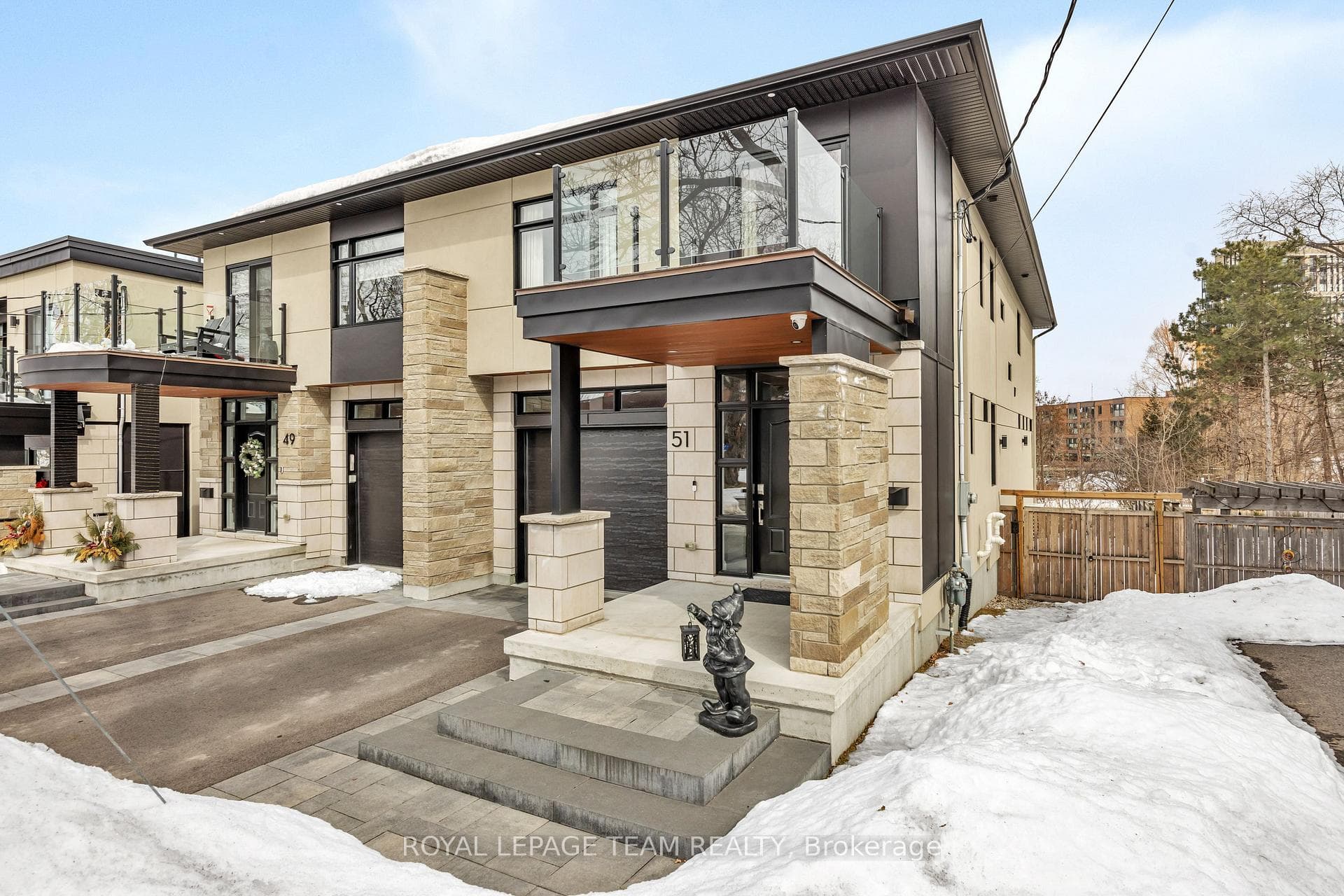 51 Aylen Avenue photo 2