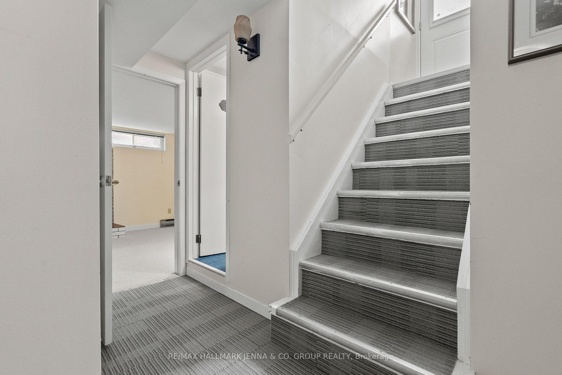 29 Kingsbury Avenue photo 21