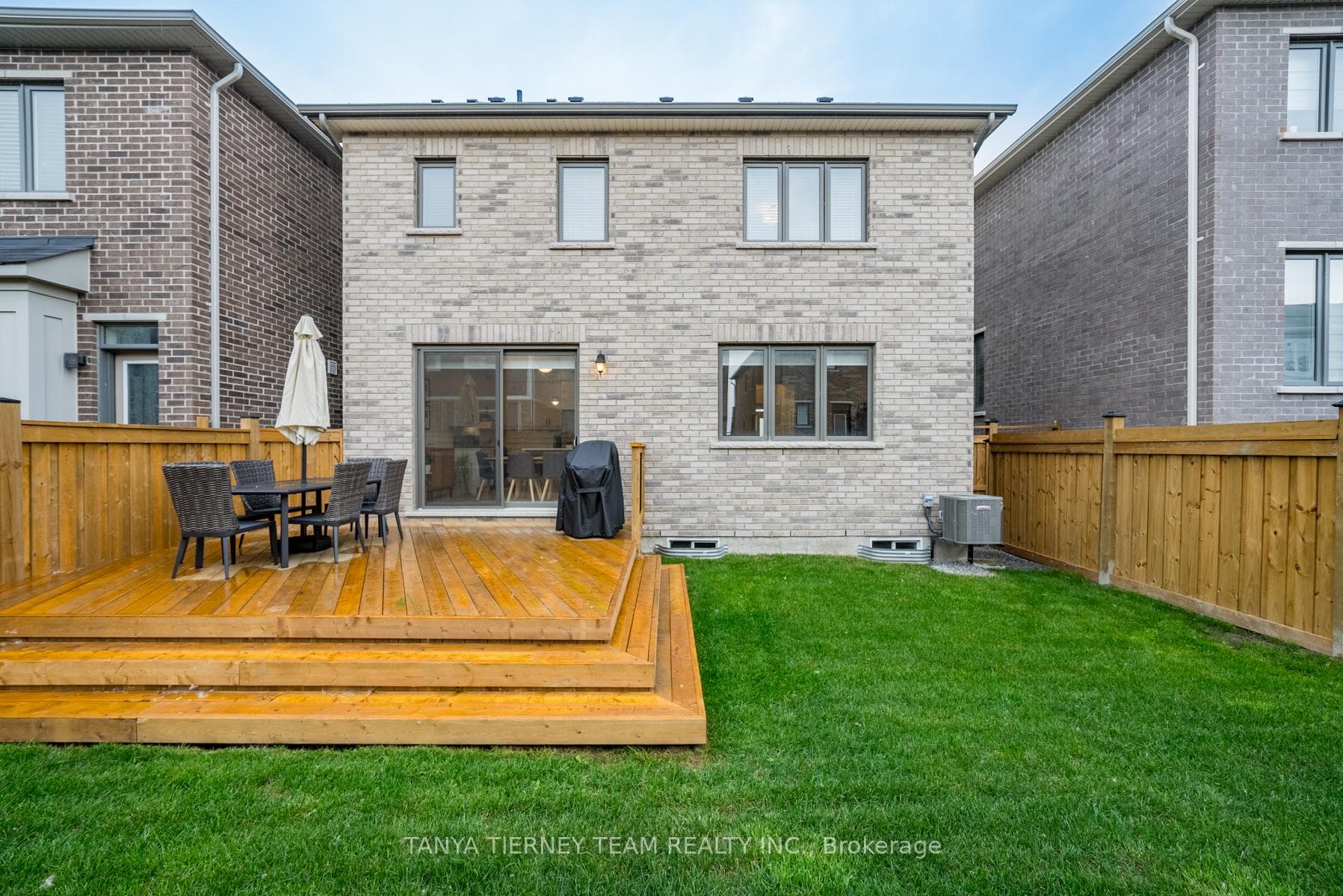 24 Lockyer Drive photo 32