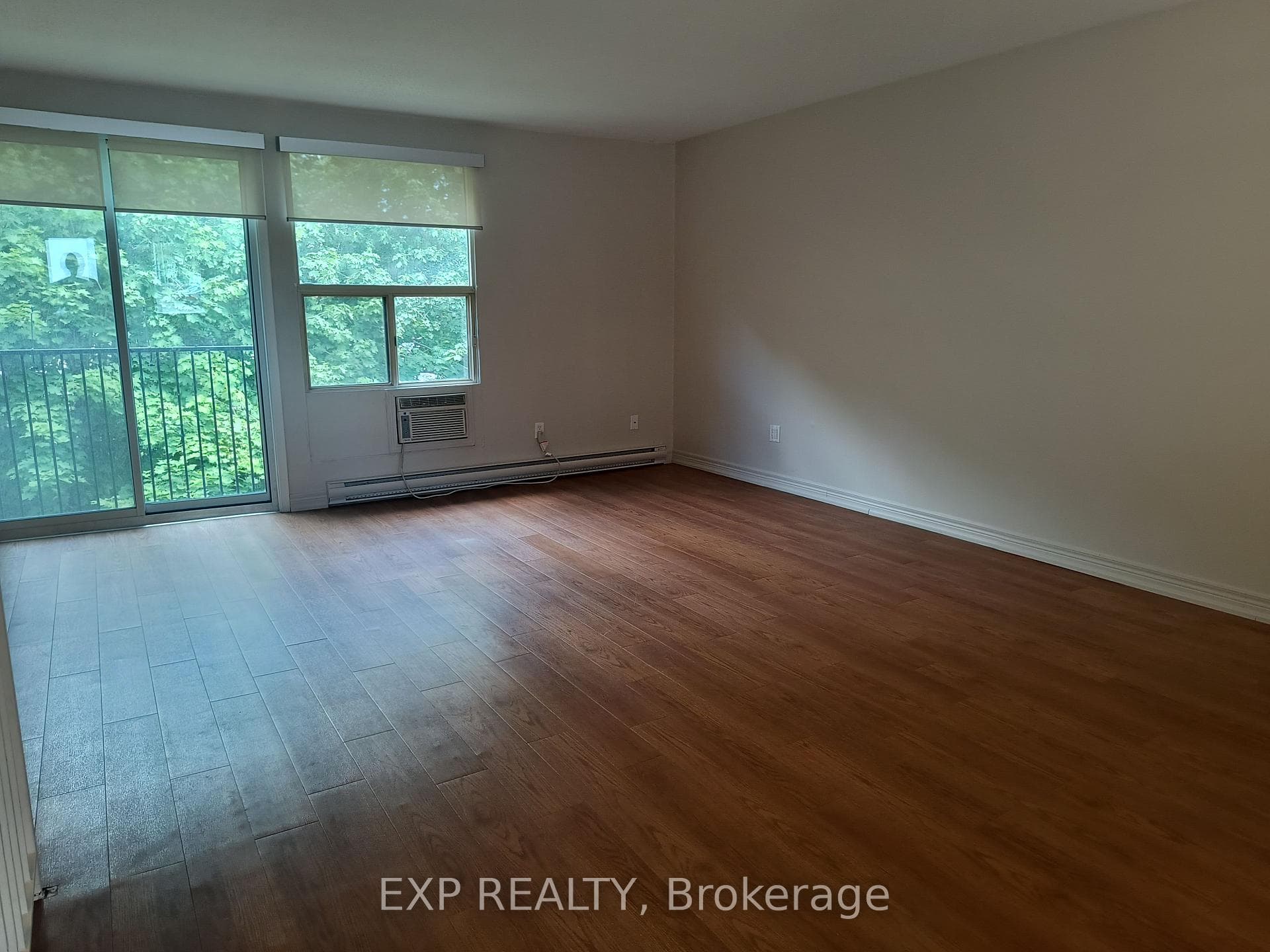 1310 Richmond Road Unit 004 photo 7