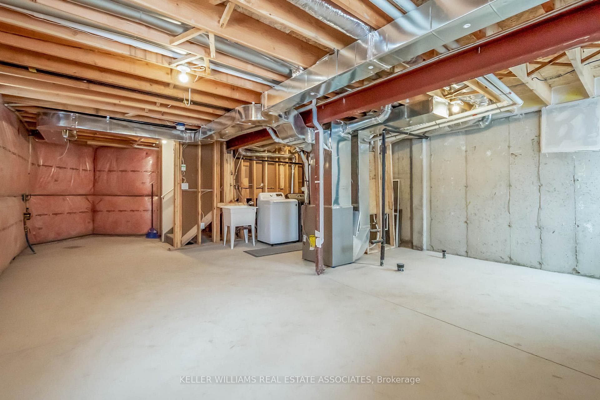 3981 Crown Street photo 20