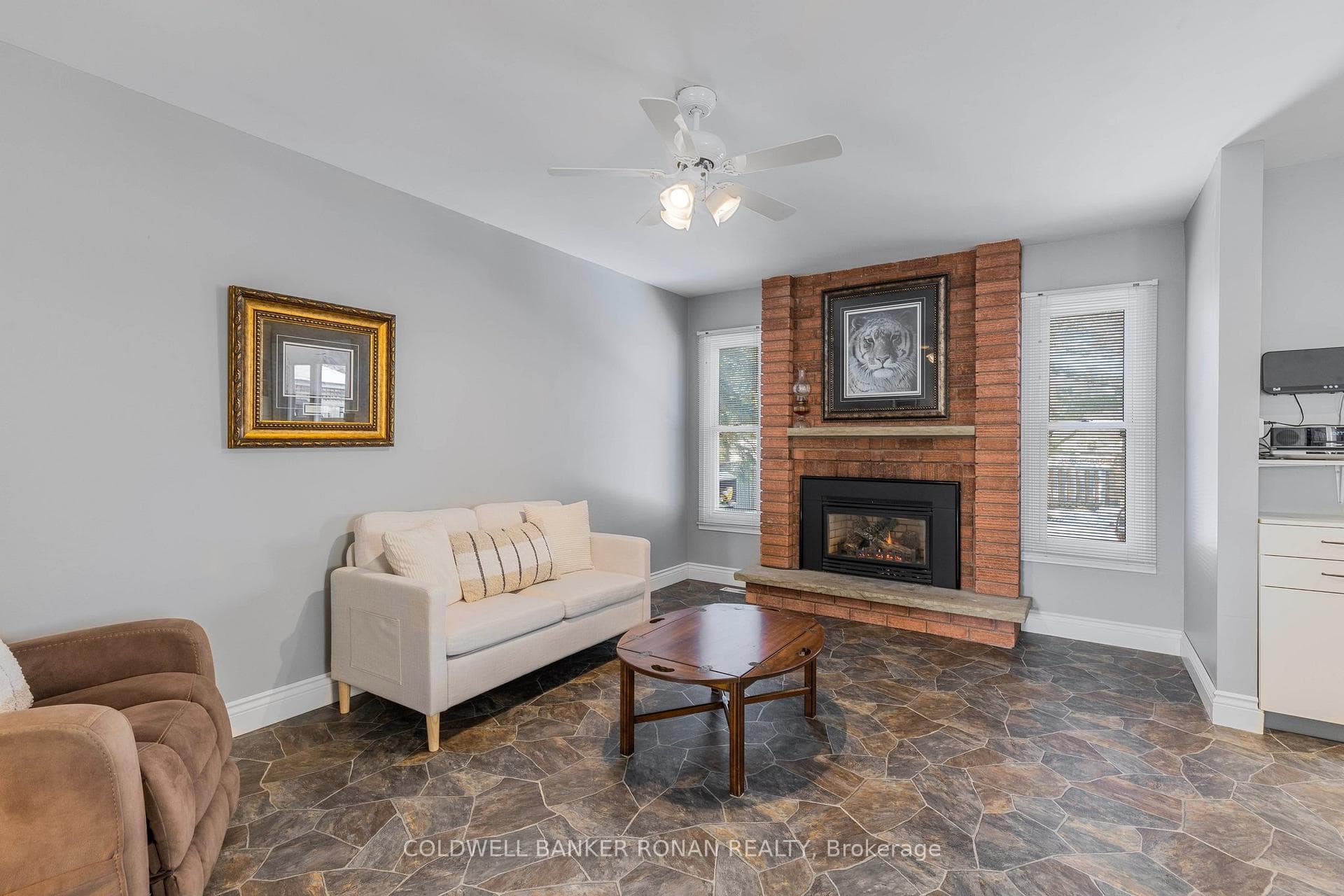 56 Hutchinson Drive photo 12