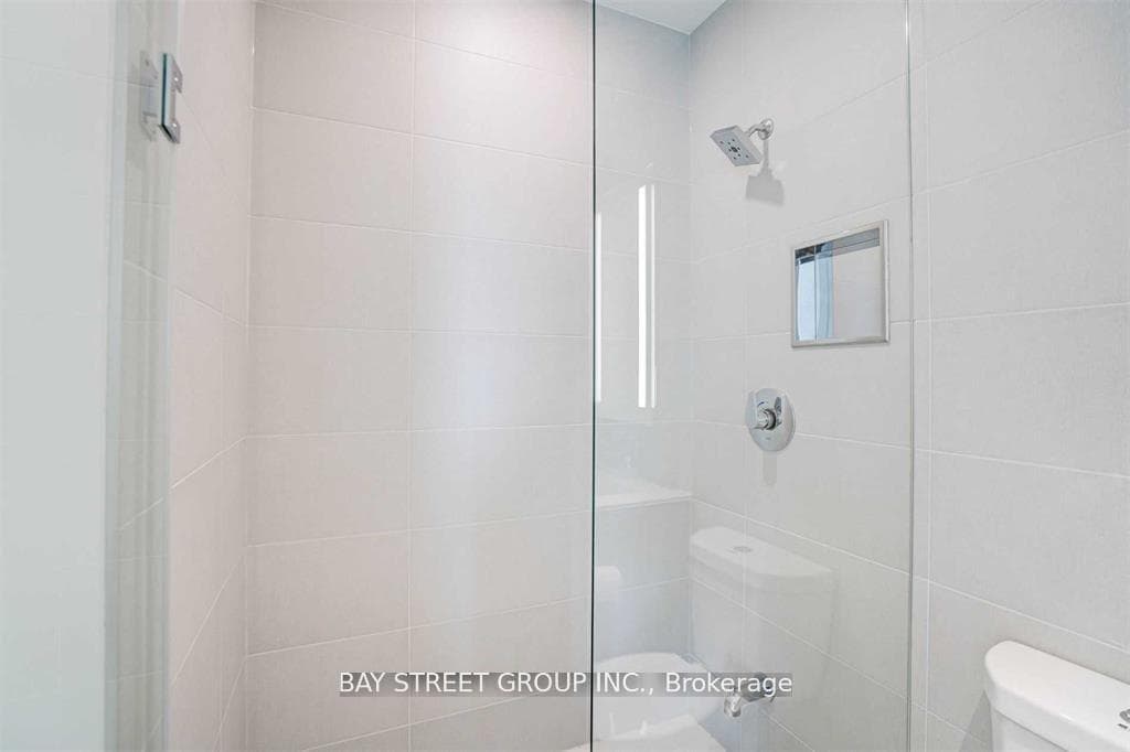 118 Merchants' Wharf Avenue Unit 1022 photo 21