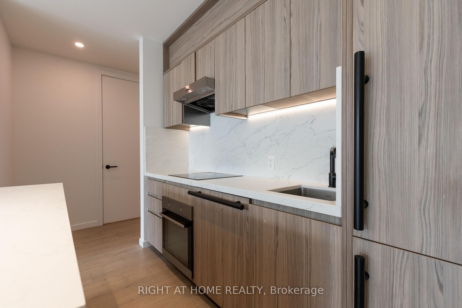 778 Queen Street Unit 206 photo 11