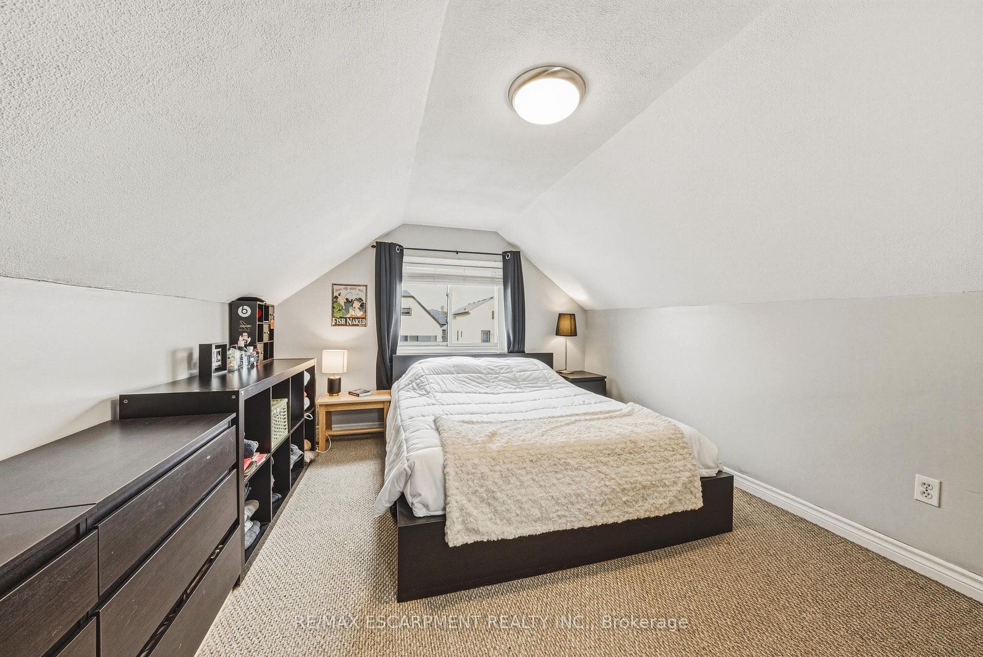 161 Ivon Avenue photo 12