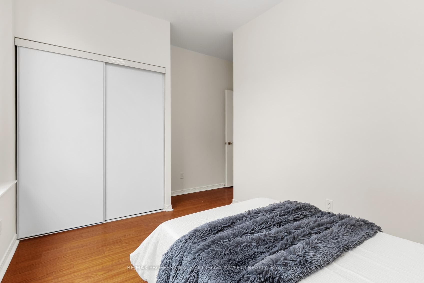 61 Heintzman Street Unit 107 photo 23