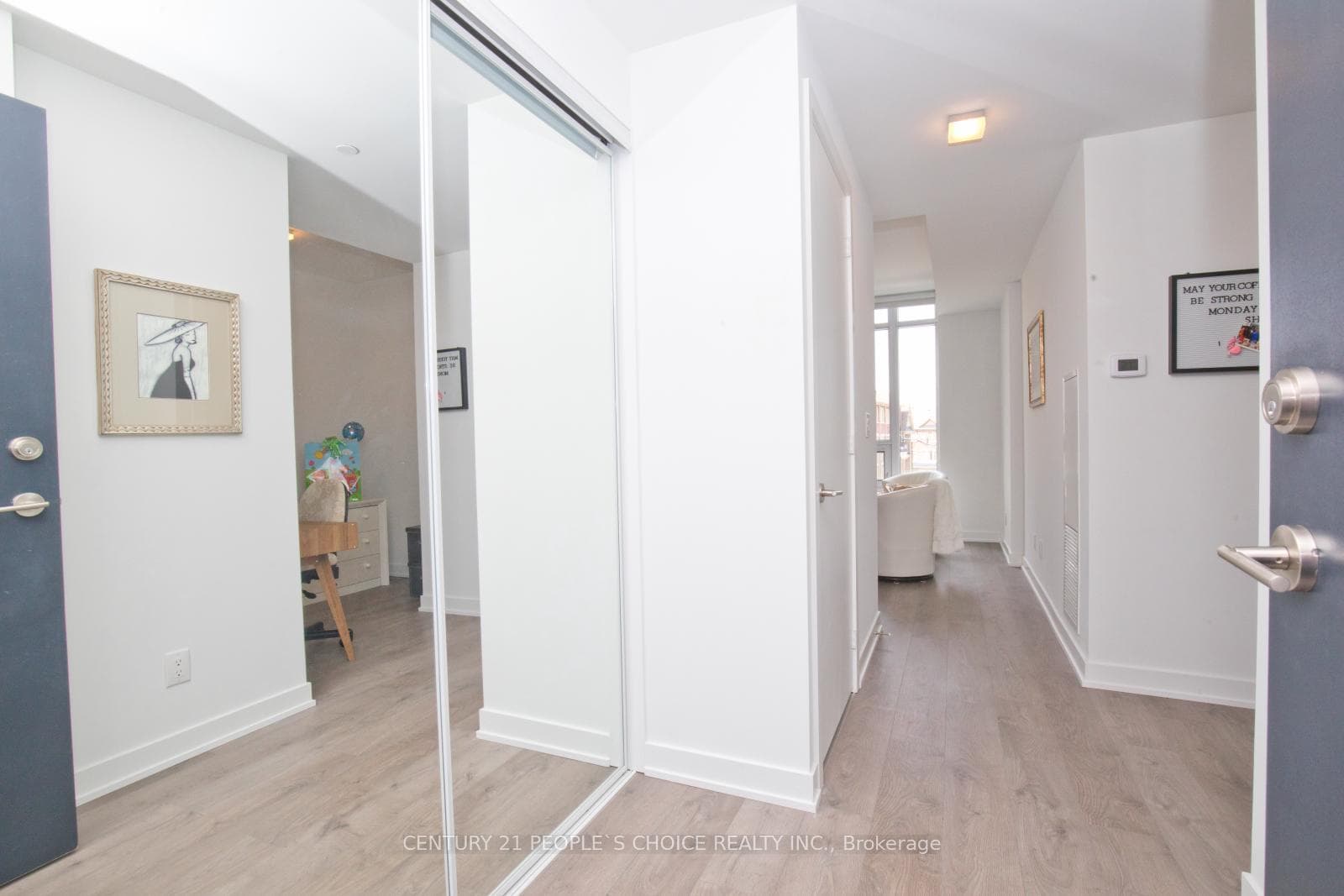 180 Veterans Drive Unit 302 photo 4