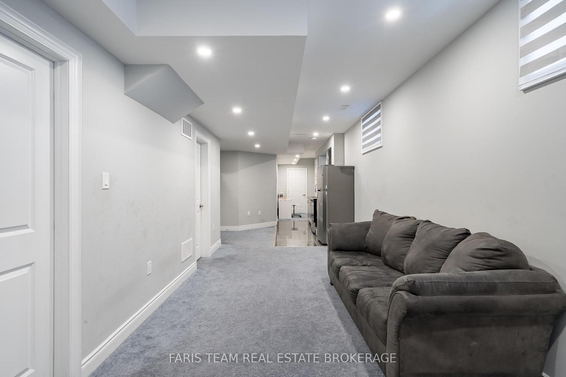 236 Eighth Avenue photo 37