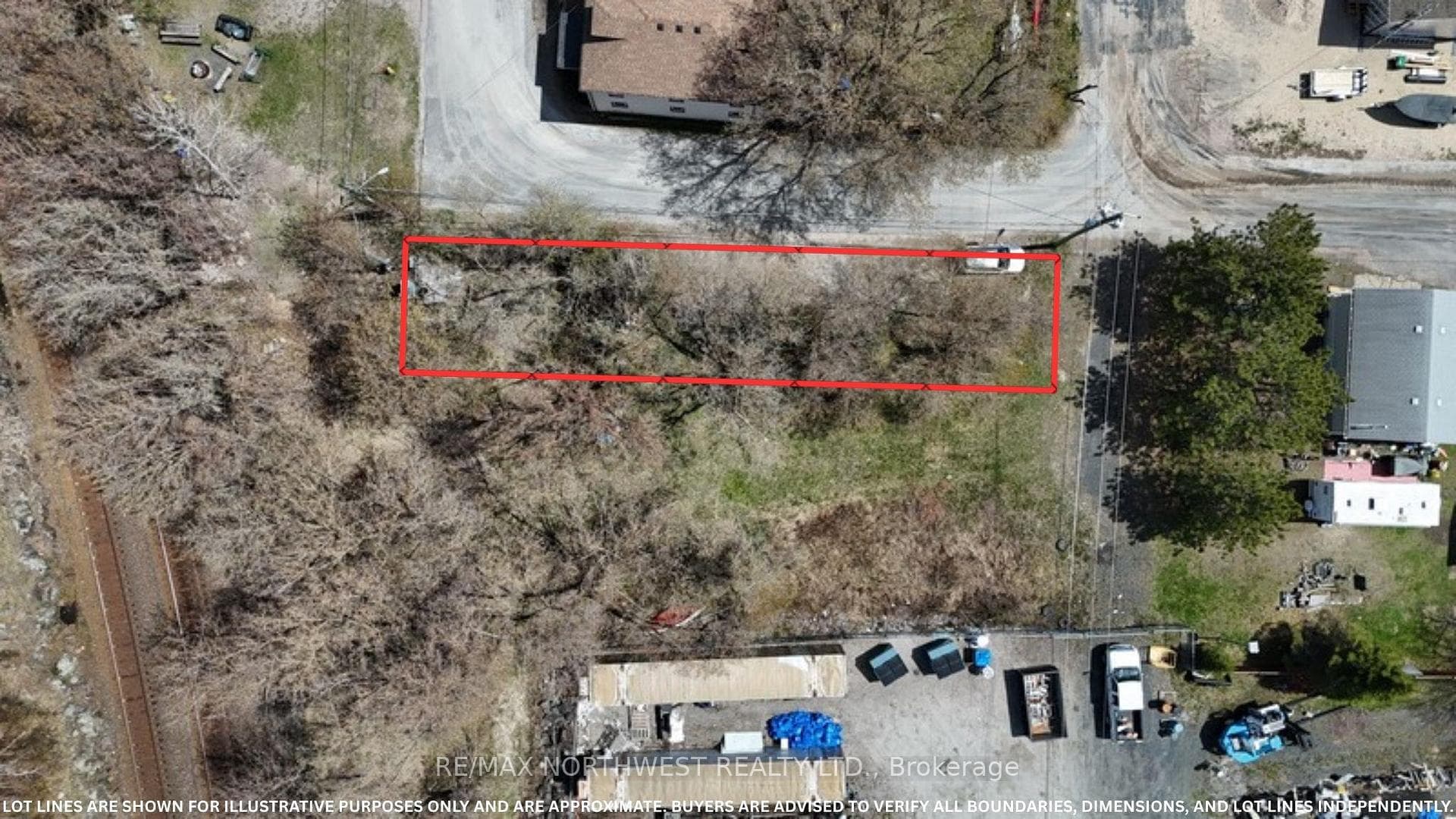 76 PETER STREET W photo 3