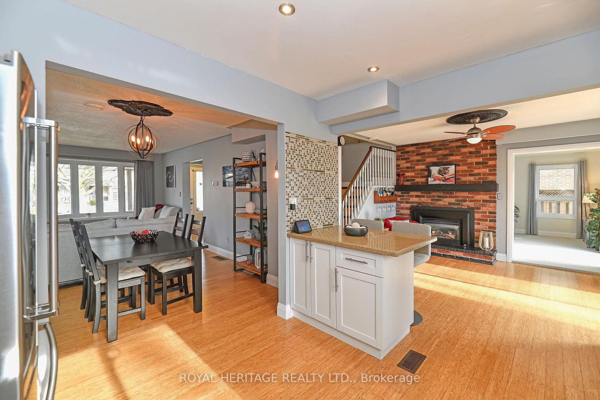 32 Hillier Street photo 2