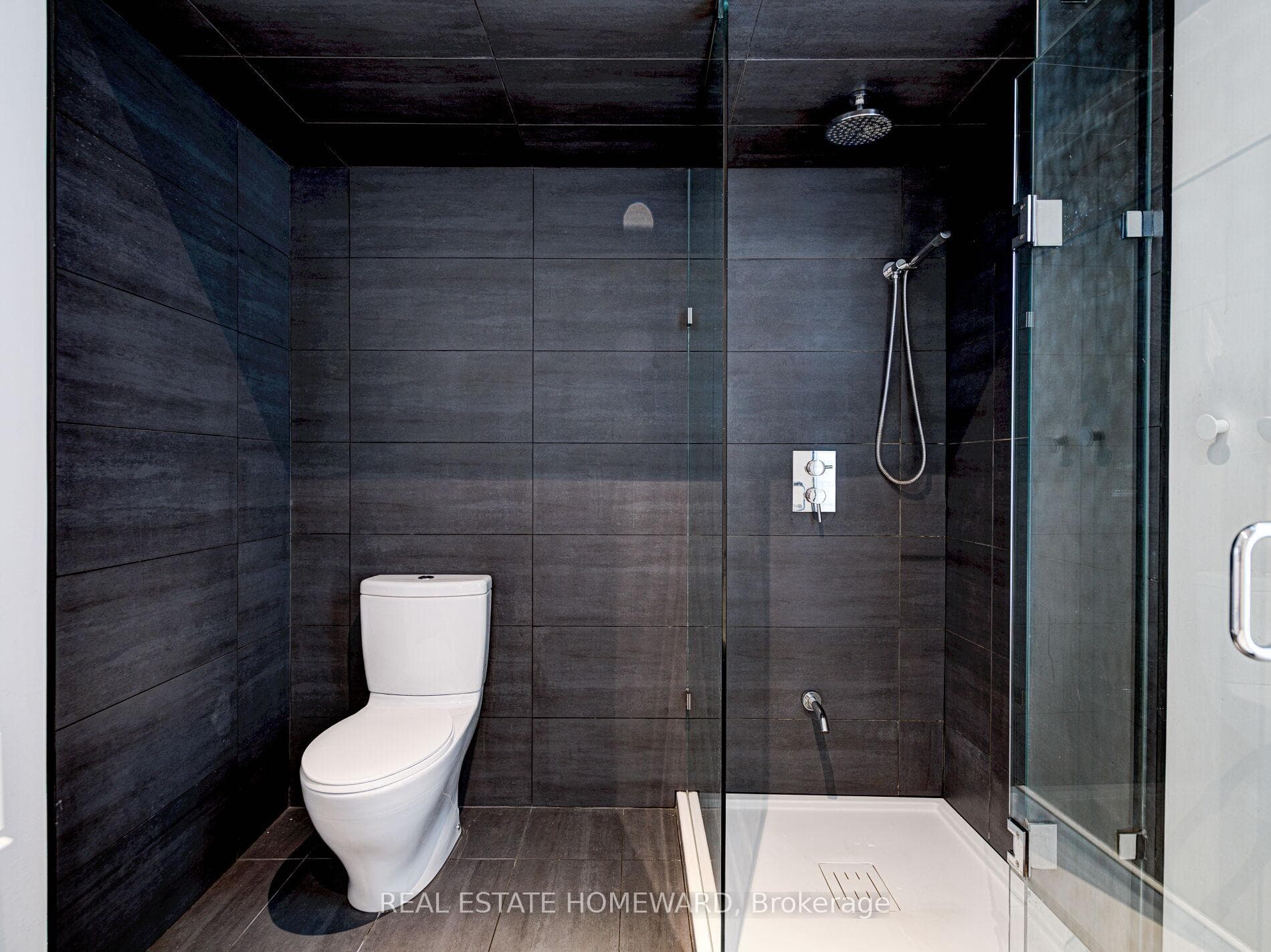 51 Brock Avenue Unit Unit 2 photo 13