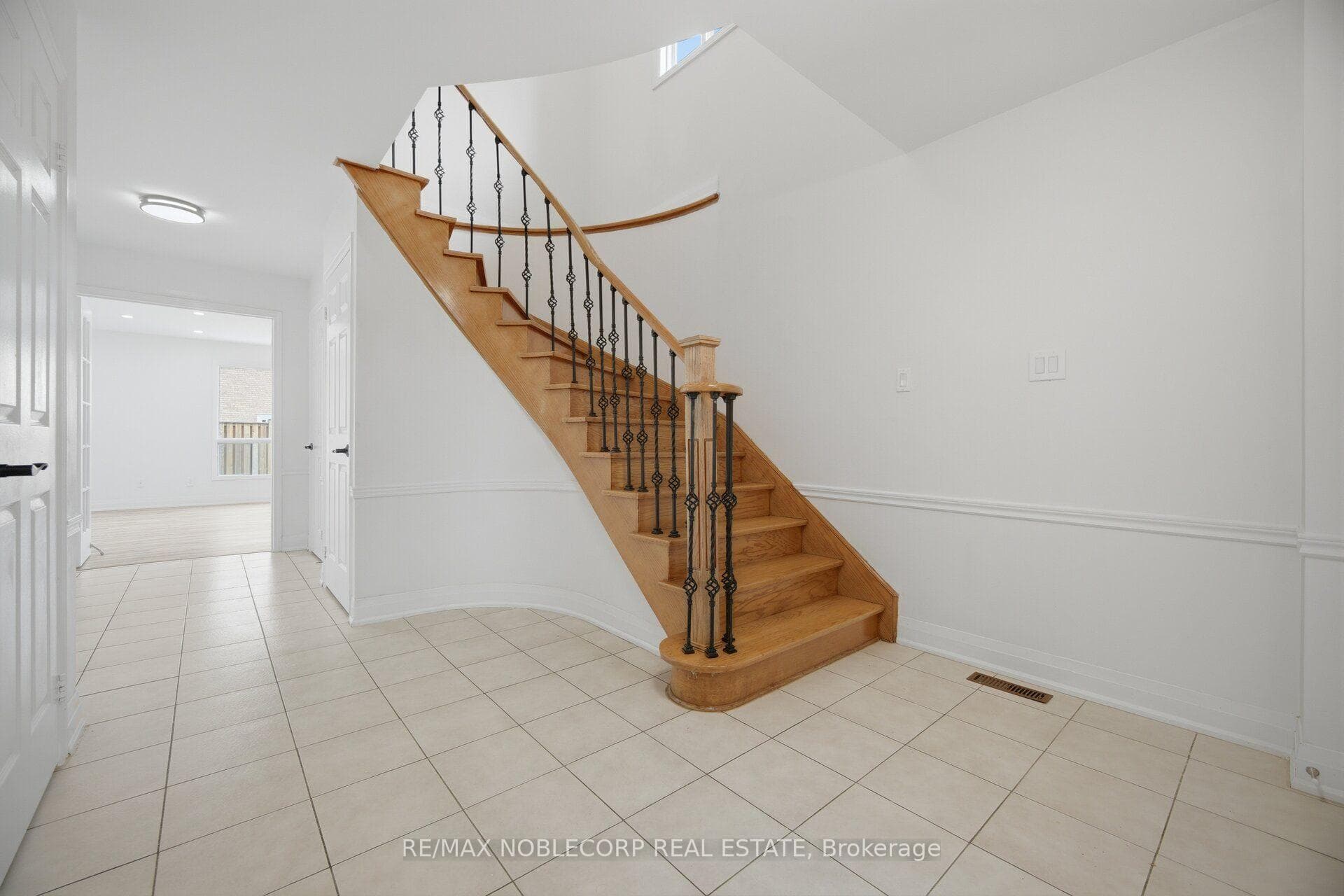 66 Cinrickbar Drive photo 26
