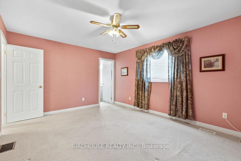 7 Samuel Place photo 13