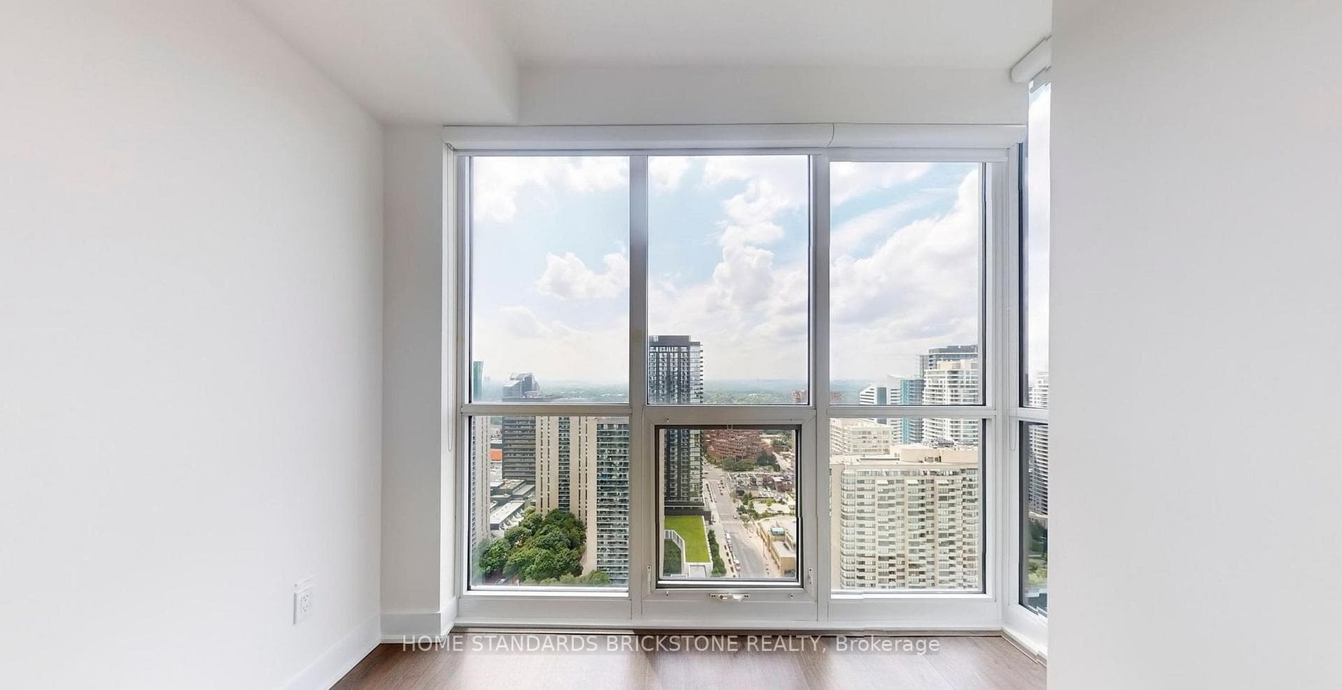 88 Sheppard Avenue Unit 3306 photo 23