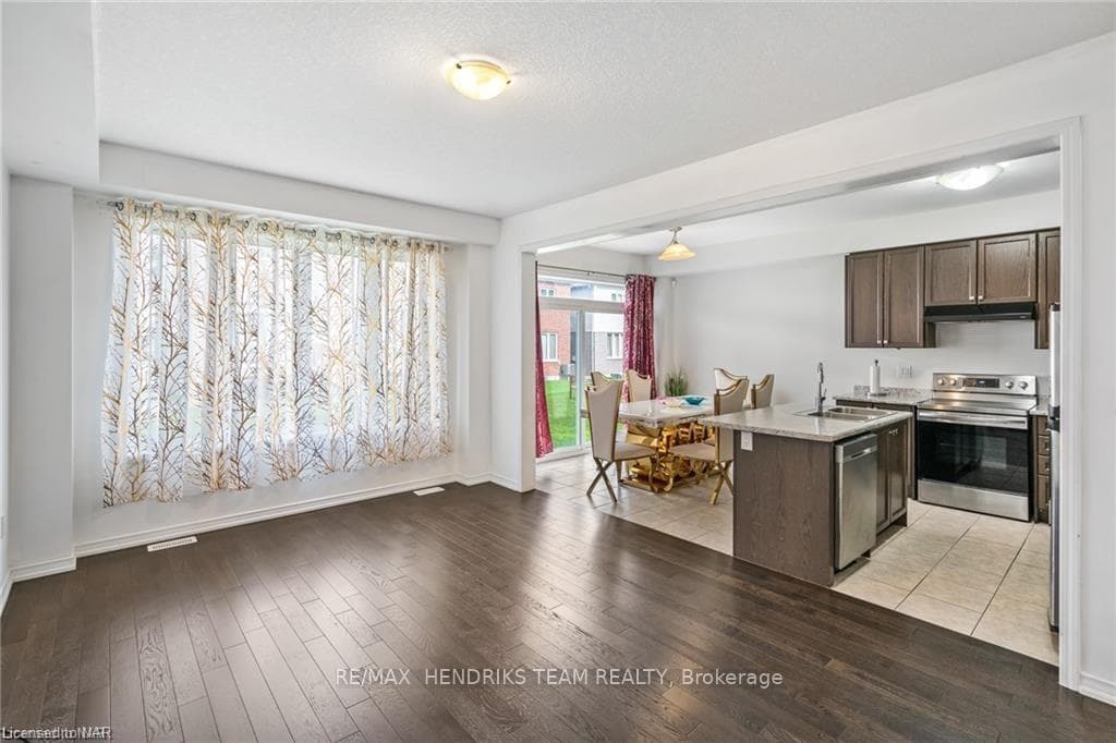 69 ESTHER CRESCENT N/A photo 5