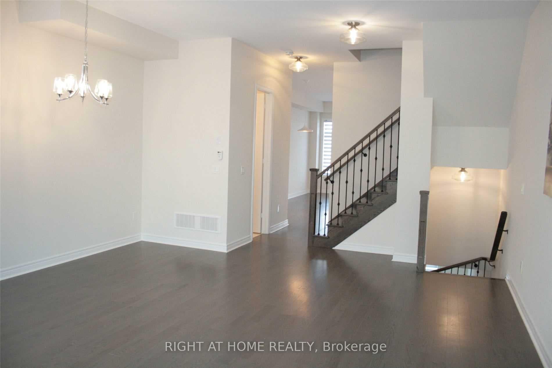 65 Laskin Drive photo 13