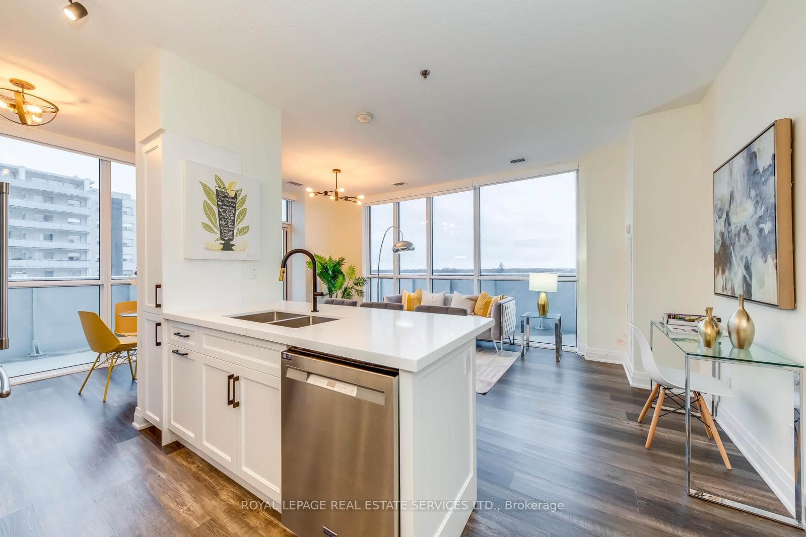 55 Speers Road Unit 509 photo 17