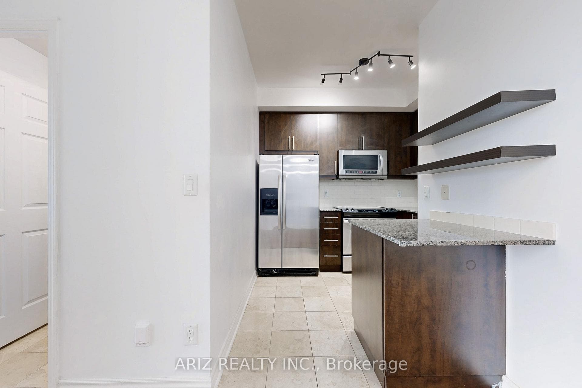18 Holmes Avenue Unit 715 photo 14