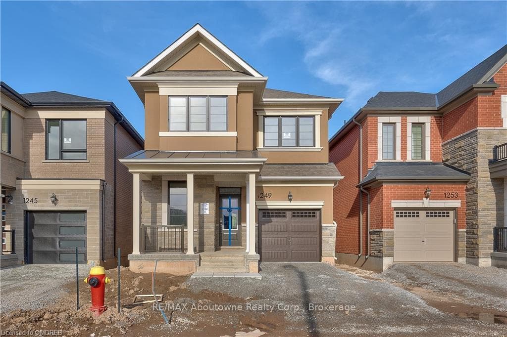 1249 MANITOU Way photo 1