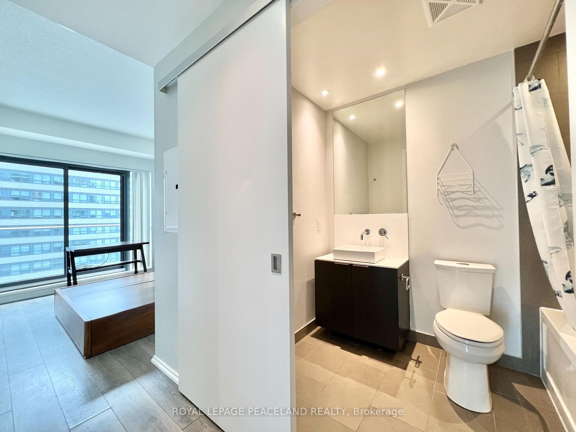 159 Dundas Street Unit 2305 photo 3