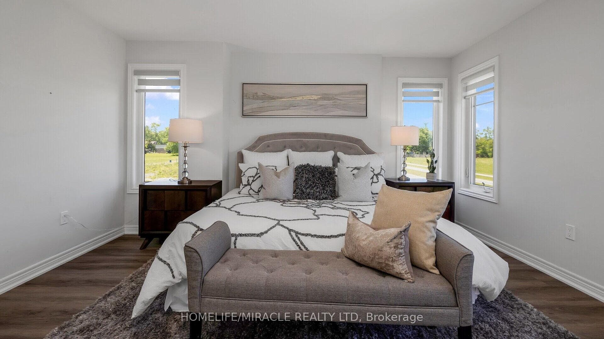 42 Summersides Boulevard photo 26