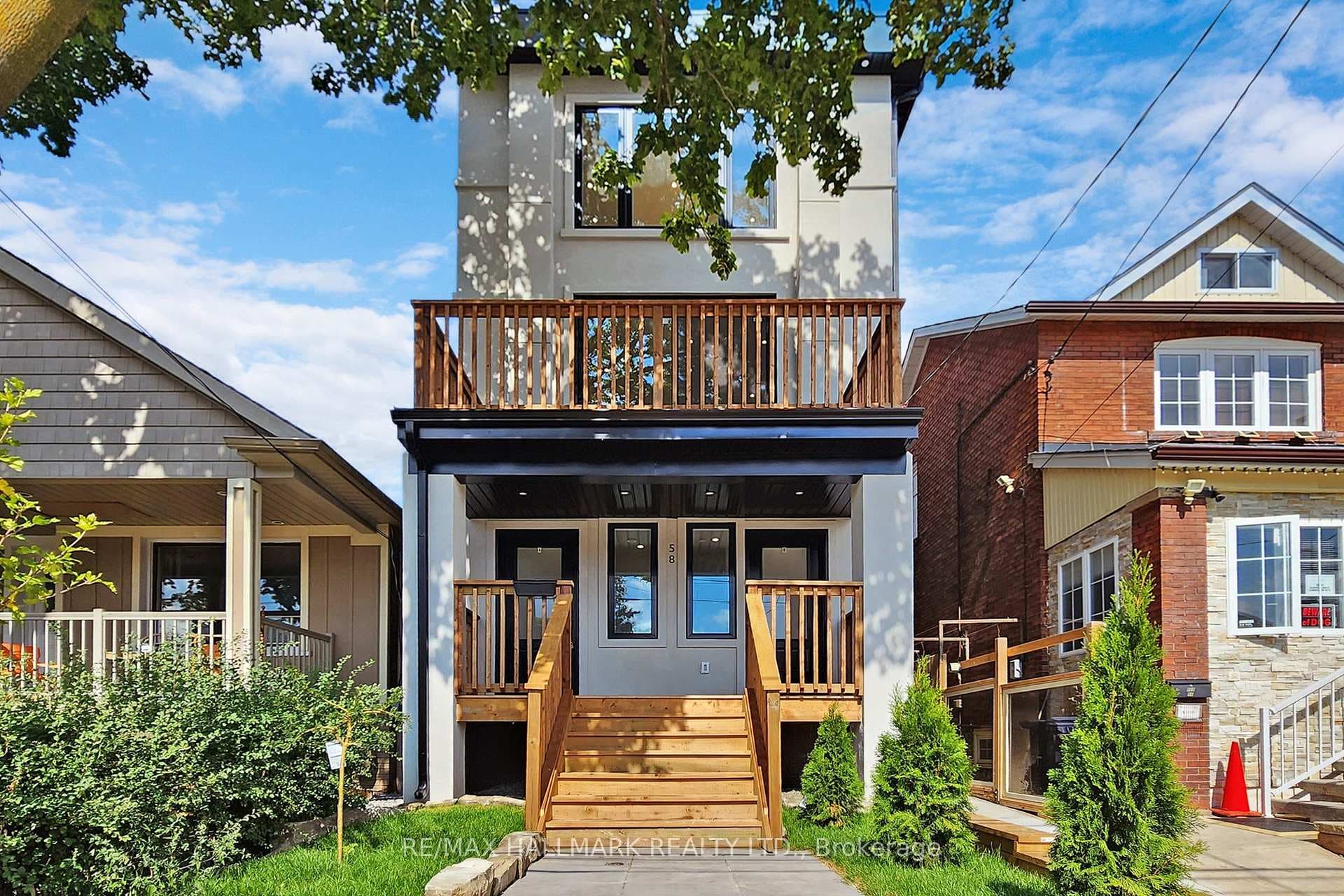 58 Corbett Avenue Unit Lower photo 1