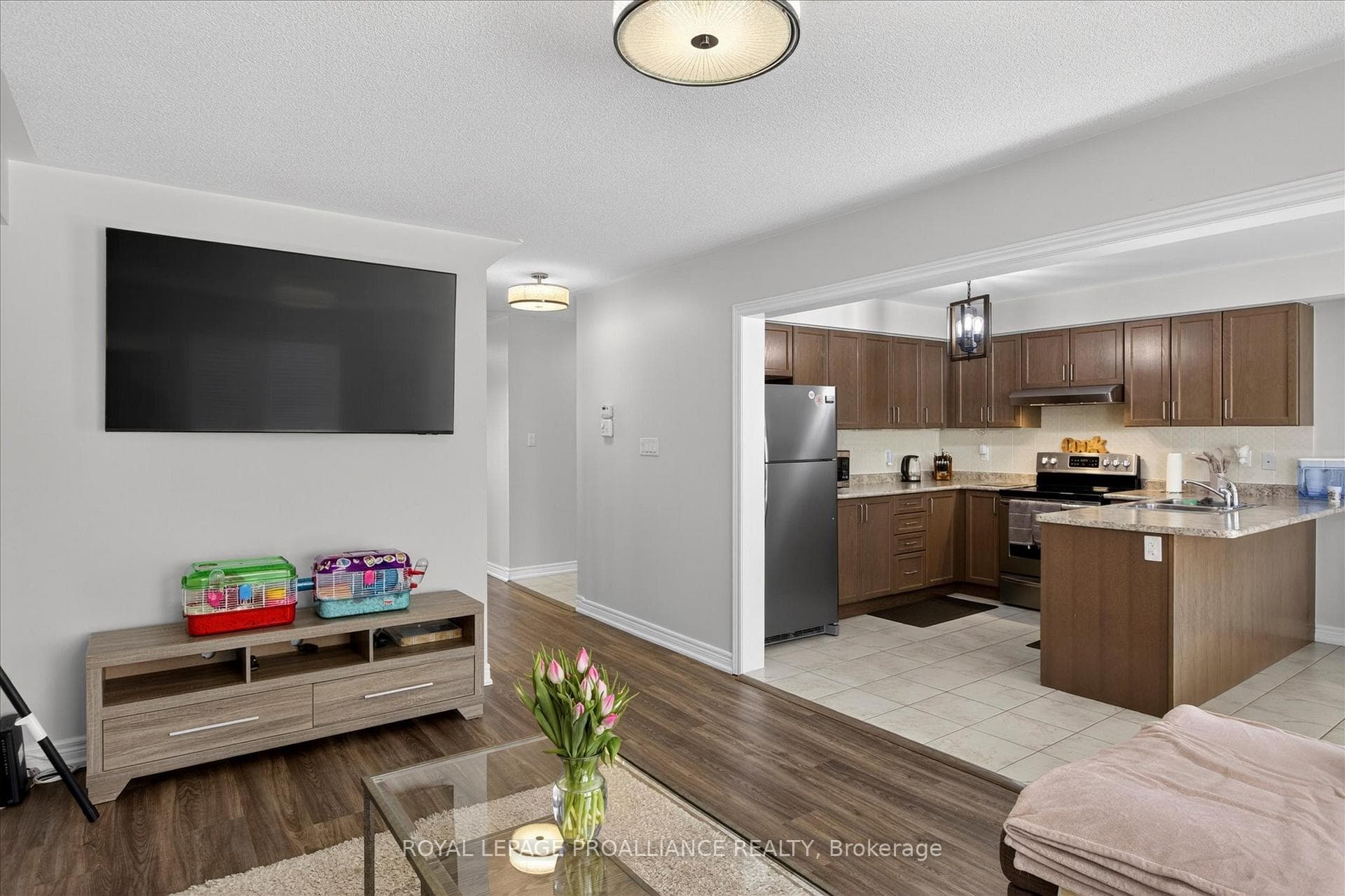 61 Briggs Grove photo 11