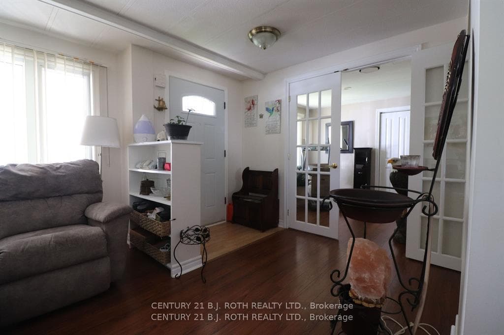 6 Yew Court photo 6