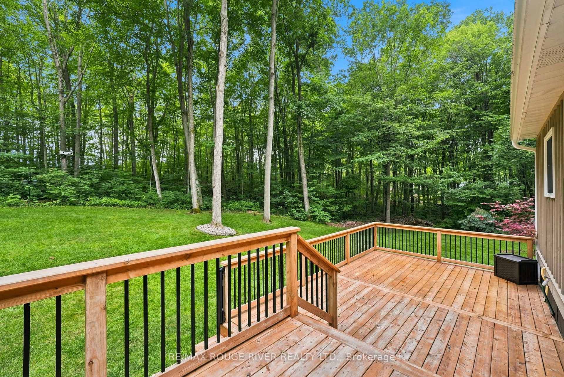 2774 Les Davey Road photo 41