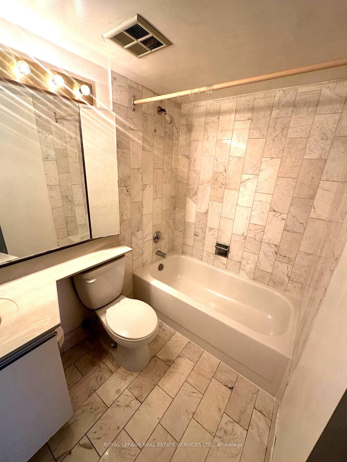 335 Webb Drive Unit 711 photo 15