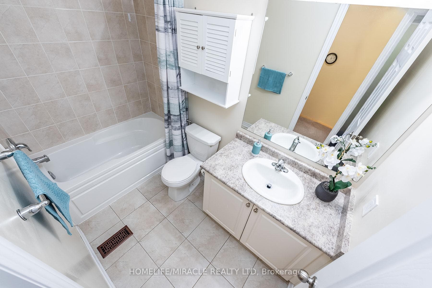 84 Rockman Crescent photo 21