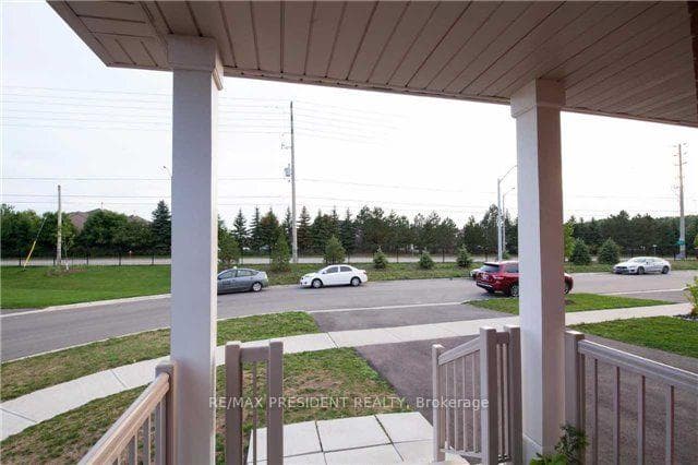 23 Gulfbrook Circle photo 3