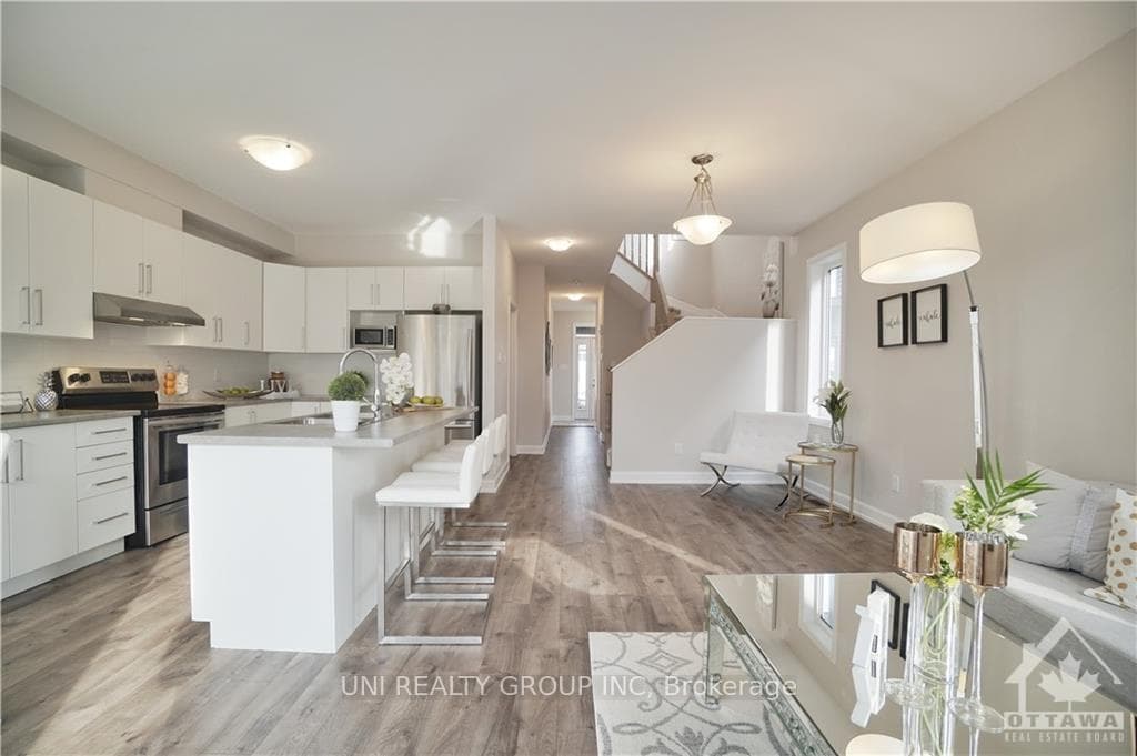206 GEYSER Place photo 14